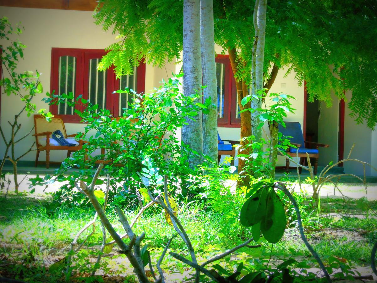 Talalla Coconut Hotel Exterior foto
